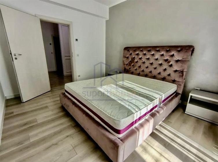 Casă cu 4 camere cu Teren 450 Mp în Albert
