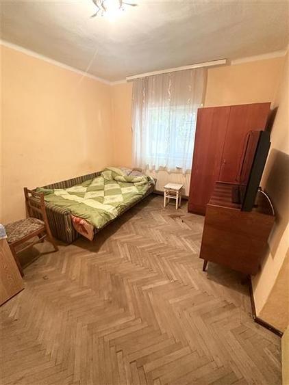 Casă individuală cu 4 camere cu Canalizare în Coiciu