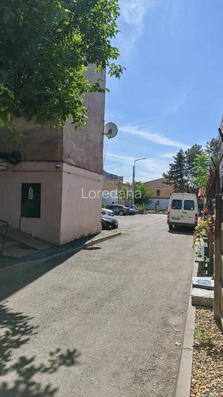 PROPRIETAR Vand garsoniera 32 mp zona AFI