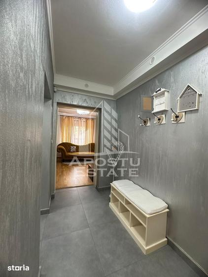 Casă cu 4 camere cu Teren 240 Mp în Lipovei