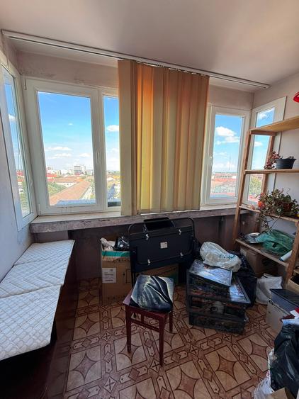 Apartament cu 65 camere în Girocului