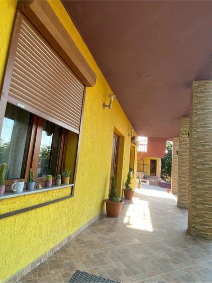 Casă cu 3 camere cu Teren 20000 Mp în Făclia