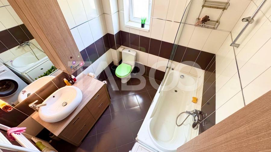 Apartament cu 2 camere decomandat, mobilat în Turnișor