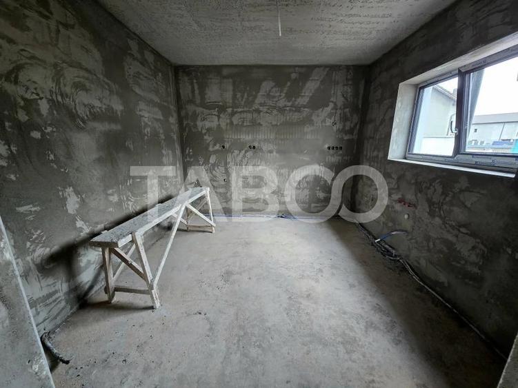 Casă cu Teren 215 Mp în Central
