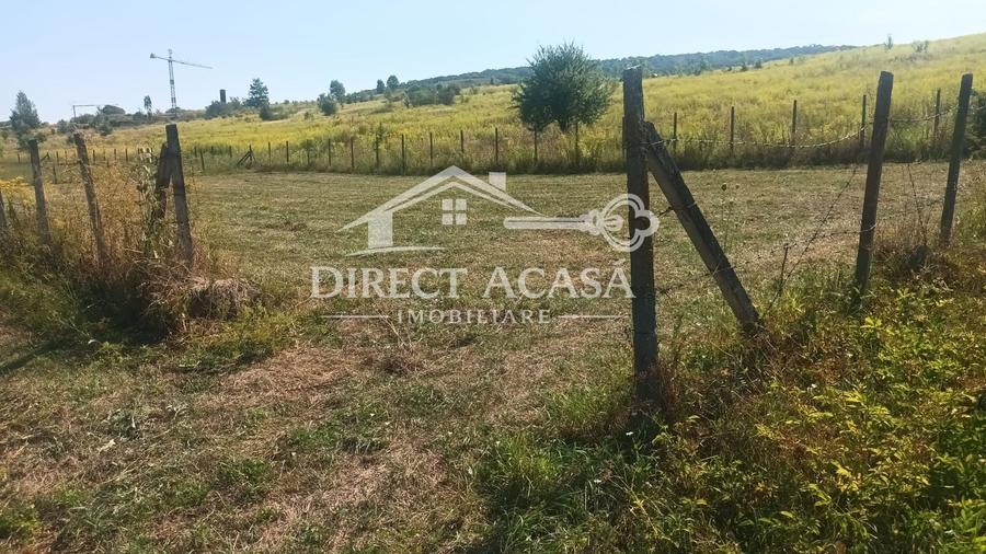 Teren Construcții intravilan de 653 mp, în Livezeni