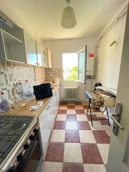 Apartament cu 2 camere nedecomandat, mobilat în Podu Roș