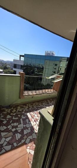 Apartament cu 3 camere decomandat în Cotroceni