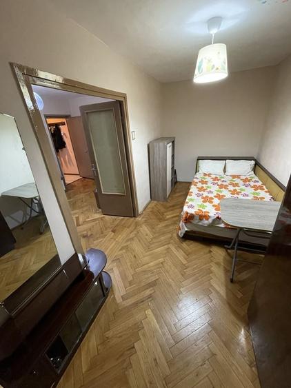 Apartament cu 2 camere semidecomandat în Valea Rosie
