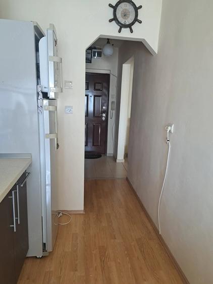 Garsonieră decomandată în Rogerius
