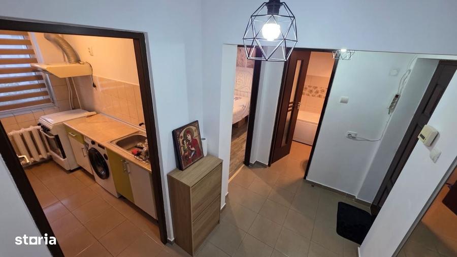 Apartament cu 2 camere decomandat în Sud