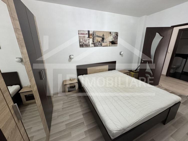 Apartament cu 2 camere decomandat în Livezeni
