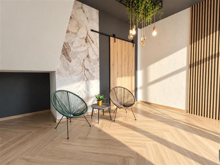 Apartament cu 2 camere decomandat în Exterior Est