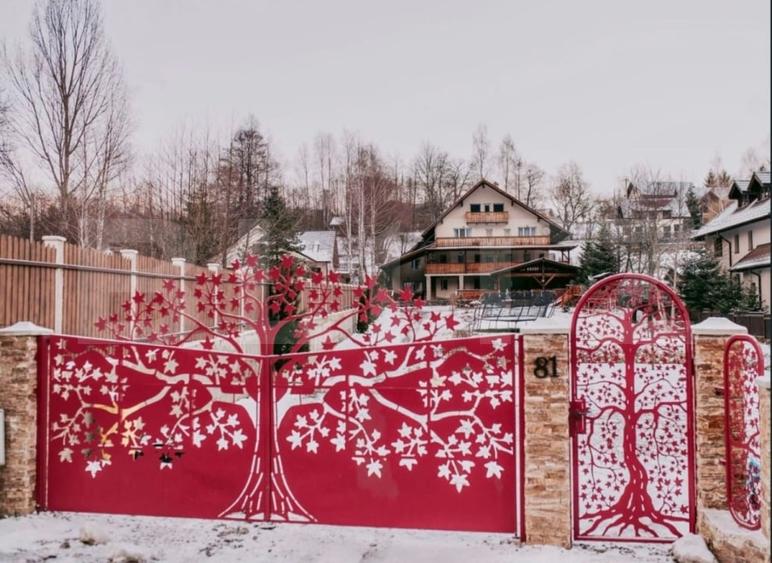 Casă individuală cu 9 camere cu Canalizare în Bran