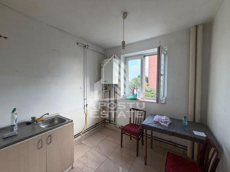 Apartament cu 2 camere decomandat, mobilat în Gheorghe Lazăr