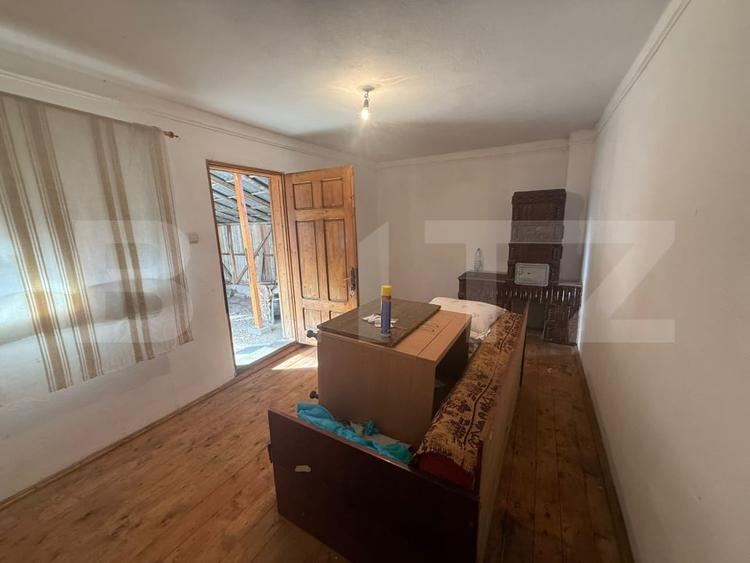 Casă individuală cu 4 camere cu Teren 1315 Mp în Malu cu Flori