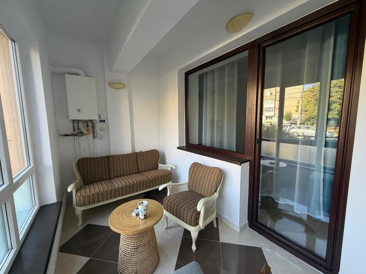 Apartament 4 camere - 2 bai - 3 balcoane - garaj - Hipodrom - str Rahovei - 14