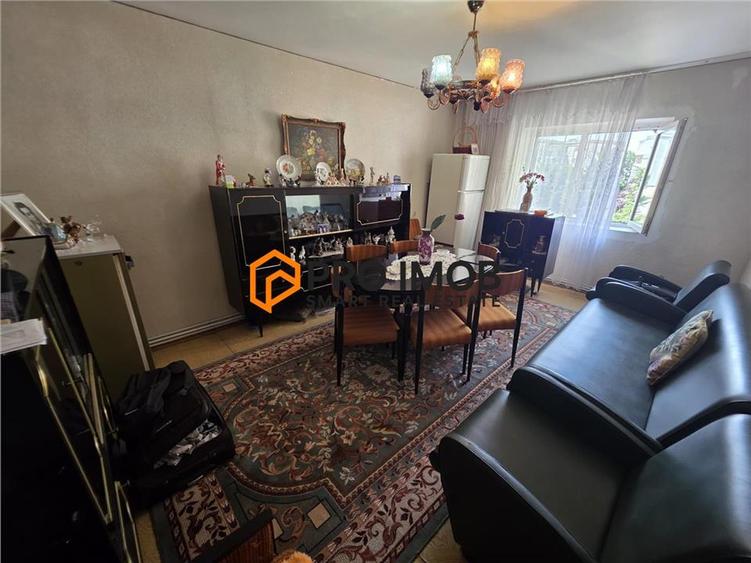 Apartament 4 camere cf 1 decomandat zona Centrala - 1