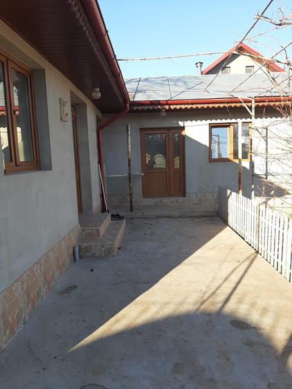 Casă cu 4 camere în Pechea