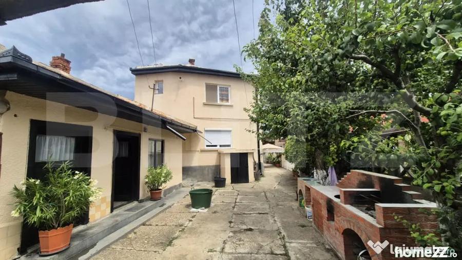 Casă cu 1 camere cu Teren 500 Mp în Titulescu