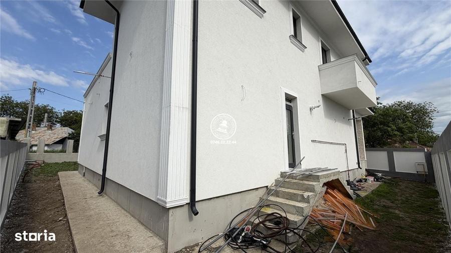 Casă cu 4 camere în Aroneanu