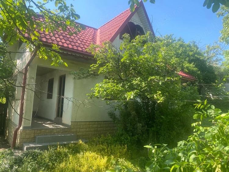 Casă cu 3 camere cu Teren 2610 Mp în Lespezi