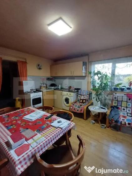 Casă cu 5 camere cu Teren 1085 Mp în Călărași