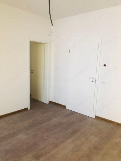 Casă cu 3 camere în Giroc
