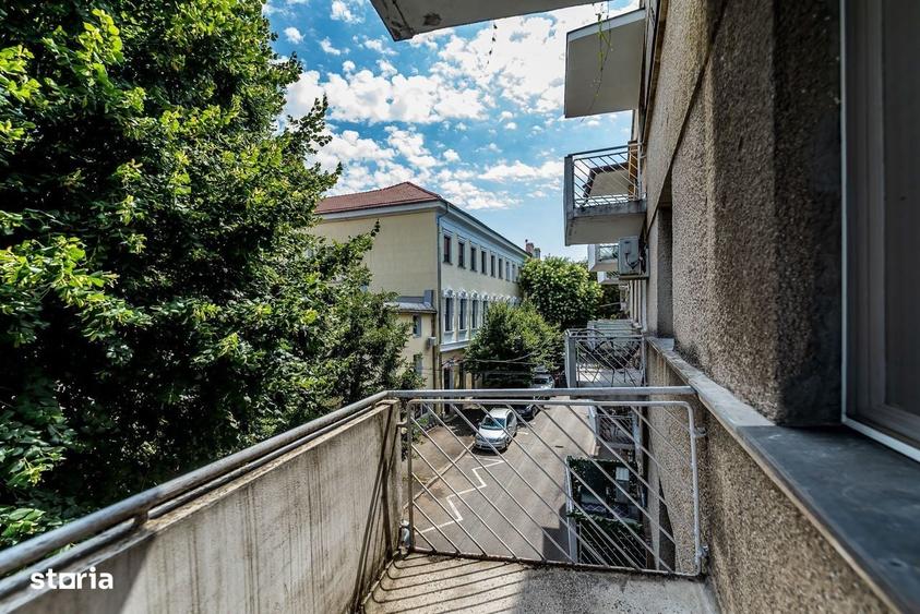 Castigi o ora pe zi! Apartament cu 2 camere ultracentral, etaj 2 - 1
