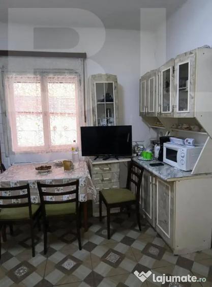 Vand casa la Nadrag zona linistita foarte aproape de centru - 12