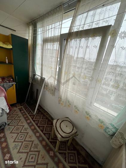 Apartament cu 2 camere nedecomandat în Podu Roș