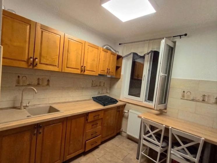 Apartament cu 2 camere decomandat în Rogerius