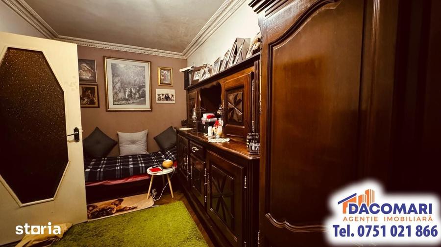 Apartament cu 4 camere decomandat în Țiglina 1