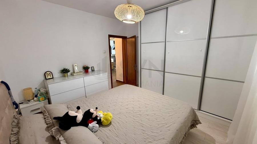 Apartament cu 3 camere decomandat în Unirii