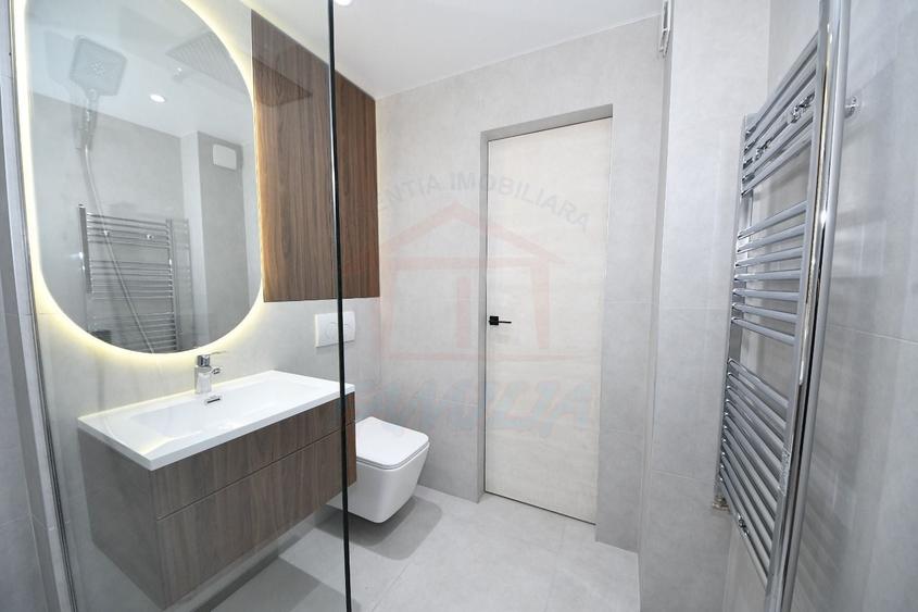 Apartament cu 2 camere decomandat în Faleză