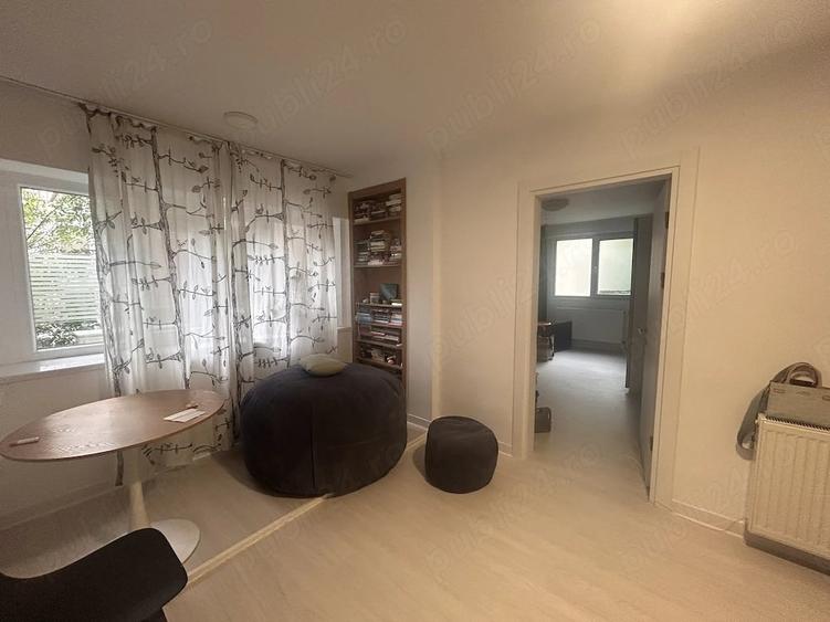 Apartament cu 3 camere decomandat în Lujerului