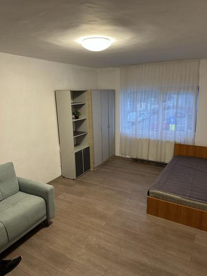 Inchiriez apartament cu 2 camere in centrul Constanta zona Dacia - 7