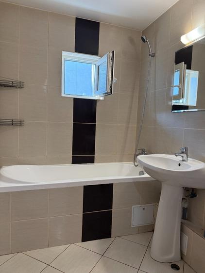 Apartament cu 3 camere decomandat, mobilat în Parcul Circului