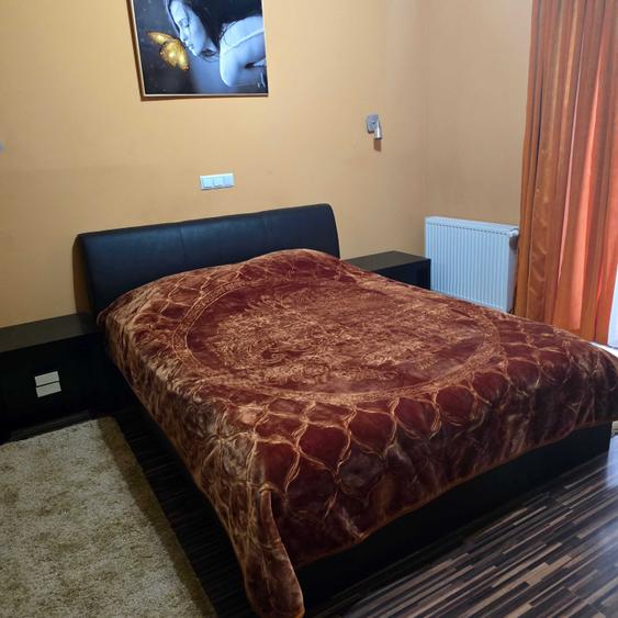 Casă cu 4 camere în Câmpinița