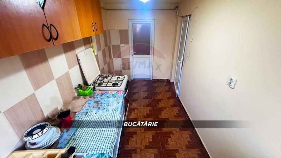 Casă cu 2 camere cu Teren 197 Mp în Central