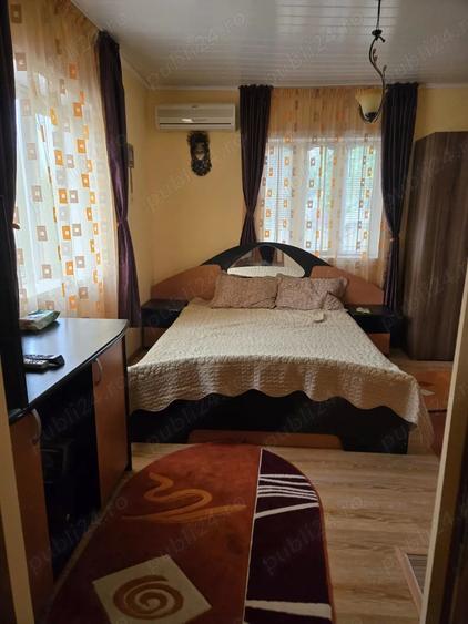 Casă cu Teren 1386 Mp în Cuza Vodă