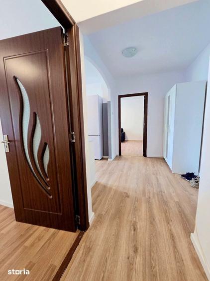 Apartament cu 2 camere decomandat în Titan