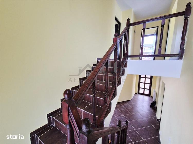 Casă cu 5 camere cu Teren 464 Mp în Bucium