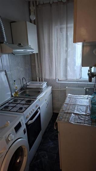 Garsonieră decomandată, mobilată în Moara de foc