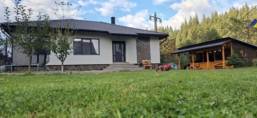 Casă cu 3 camere în Central