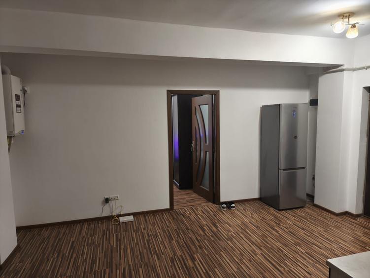Apartament cu 2 camere semidecomandat în Cozieni
