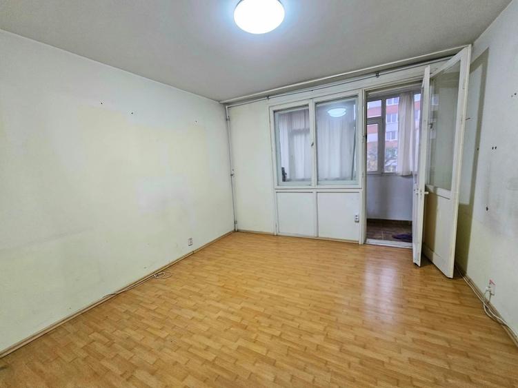 Apartament cu 3 camere în Antiaeriană