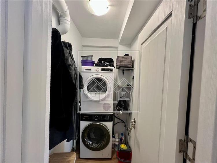 Duplex cu 3 camere cu Canalizare în Șelimbăr