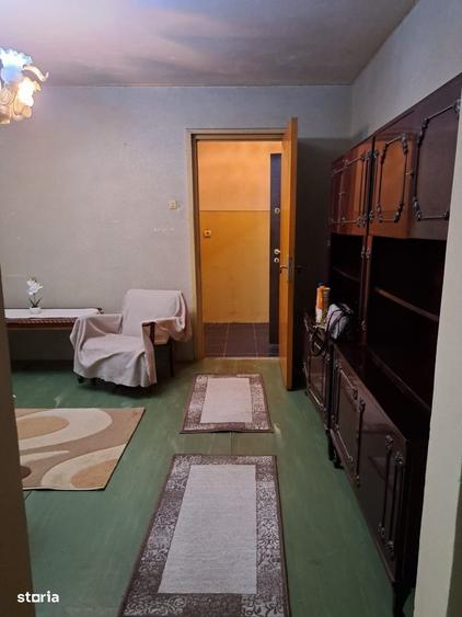 Apartament cu 2 camere semidecomandat în Politehnica