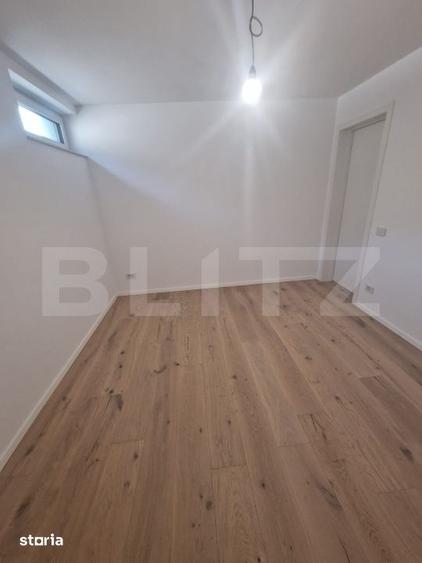 Casă cu 8 camere cu Teren 860 Mp în Central