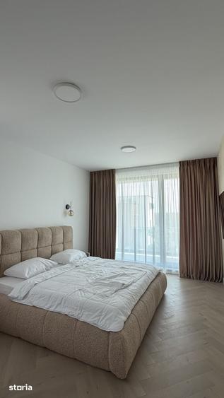 Casă cu 5 camere cu Teren 450 Mp în Snagov